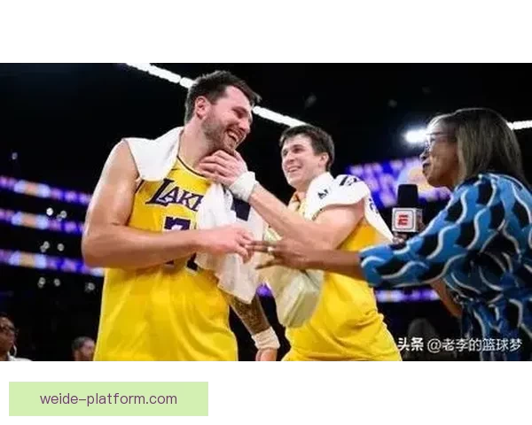 湖人遭重创东契奇里夫斯赛季报销詹姆斯单核迎接首轮三选一挑战